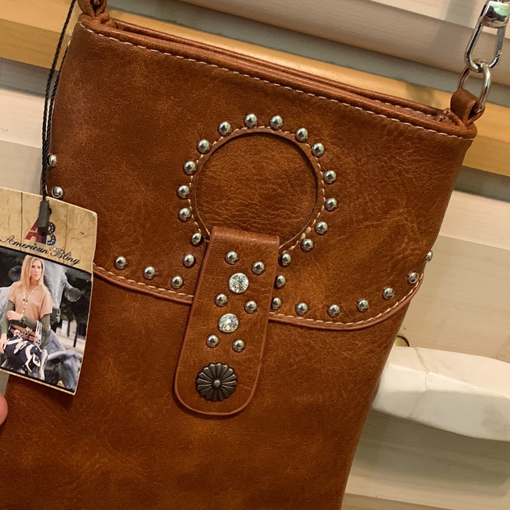 Crossbody purse